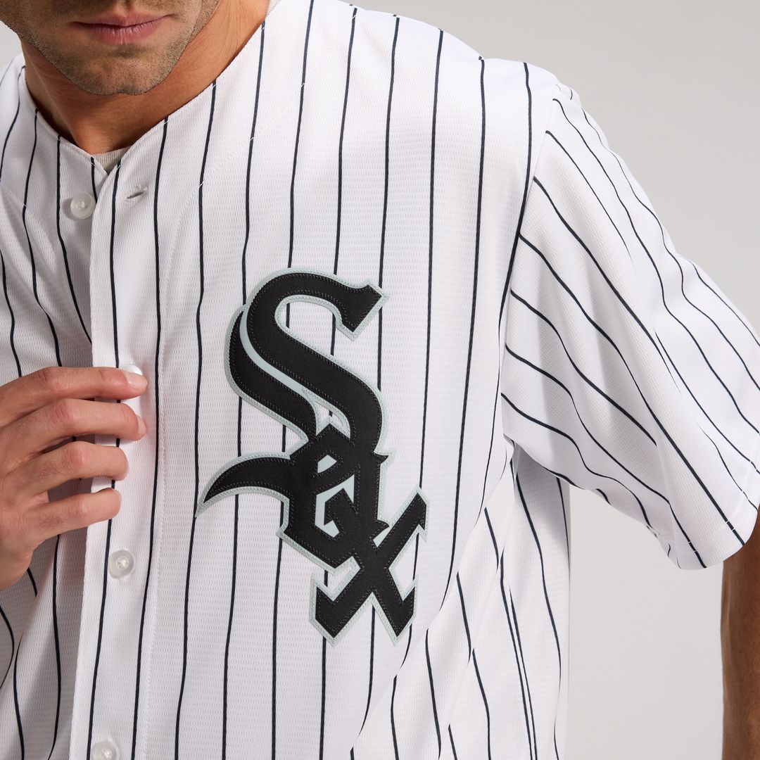 Chicago White Sox Nike Alternate Replica Team Jersey - Black Team Jersey Sports Fan Apparel